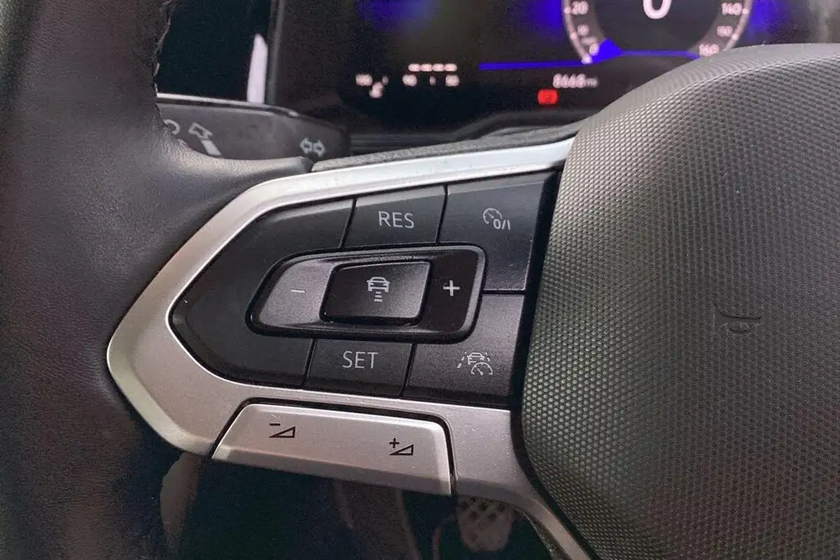 2024-volkswagen-polo-10-tsi-life-big-14