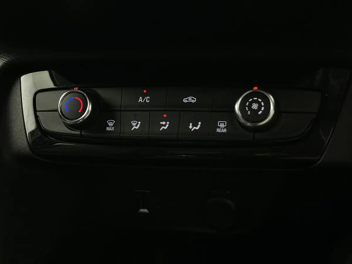 2020-vauxhall-corsa-12i-se-nav-big-18