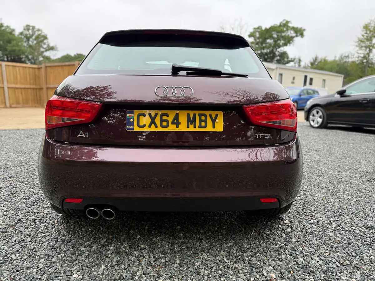2014-audi-a1-14-sport-140ps-hatchback-3d-1395cc-s-tronic-big-19