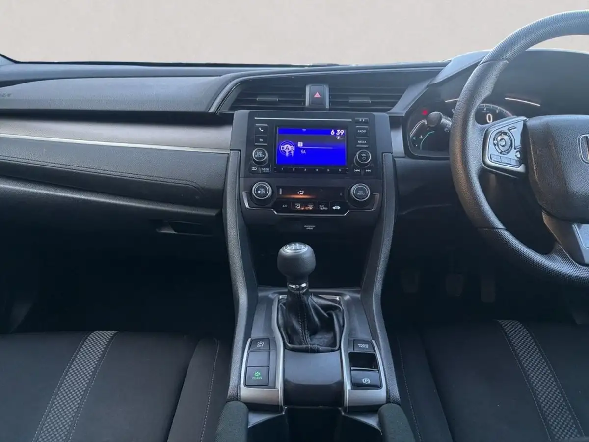 2020-honda-civic-10-vtec-turbo-se-hatchback-5d-big-12