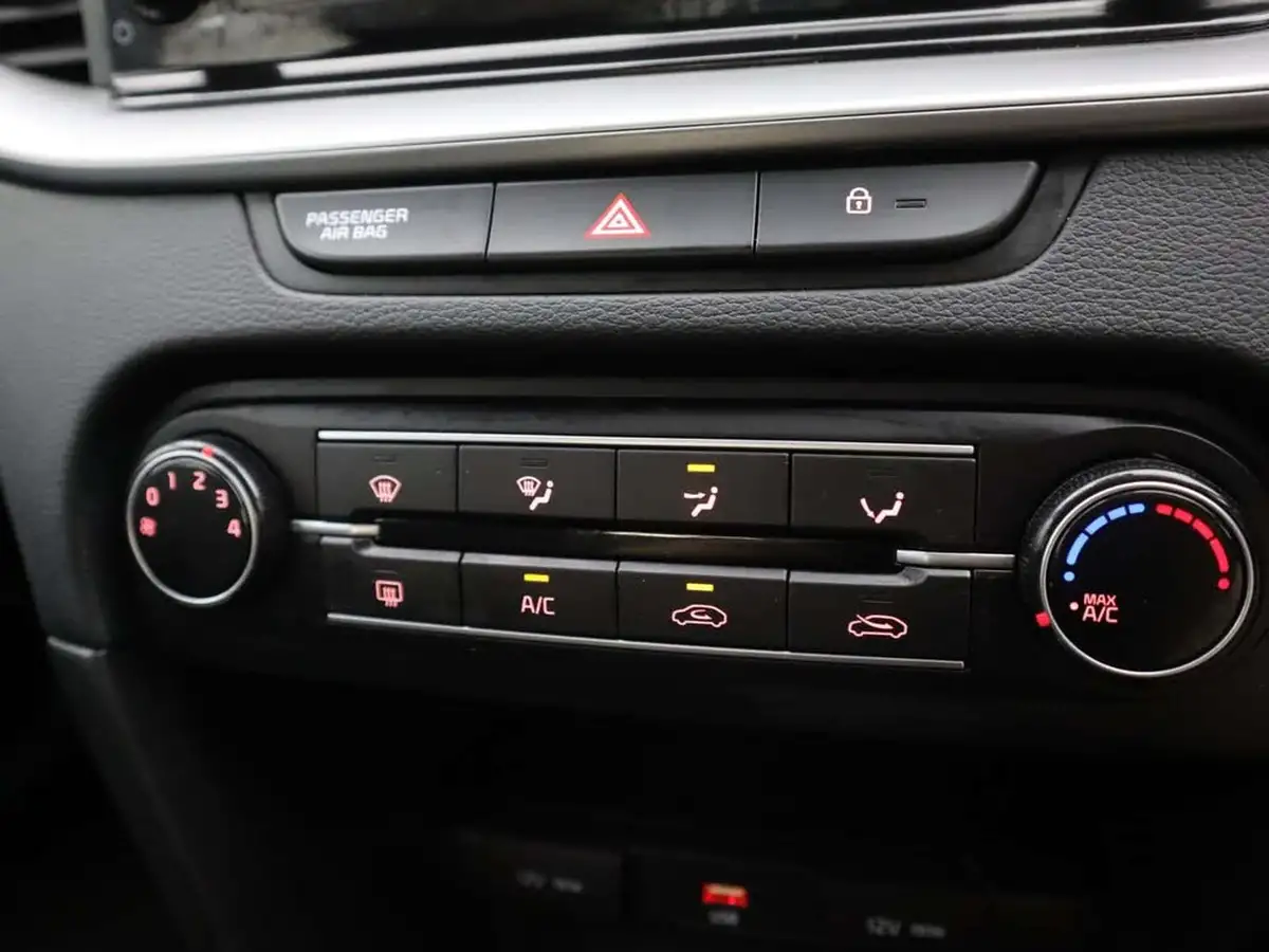 2022-kia-xceed-10-t-gdi-2-big-26