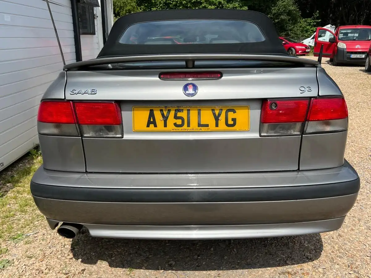 2001-saab-9-3-20-se-convertible-2d-big-4