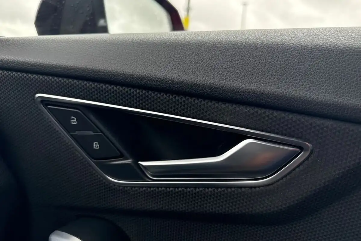 2021-audi-q2-10-30-tfsi-black-edition-big-19