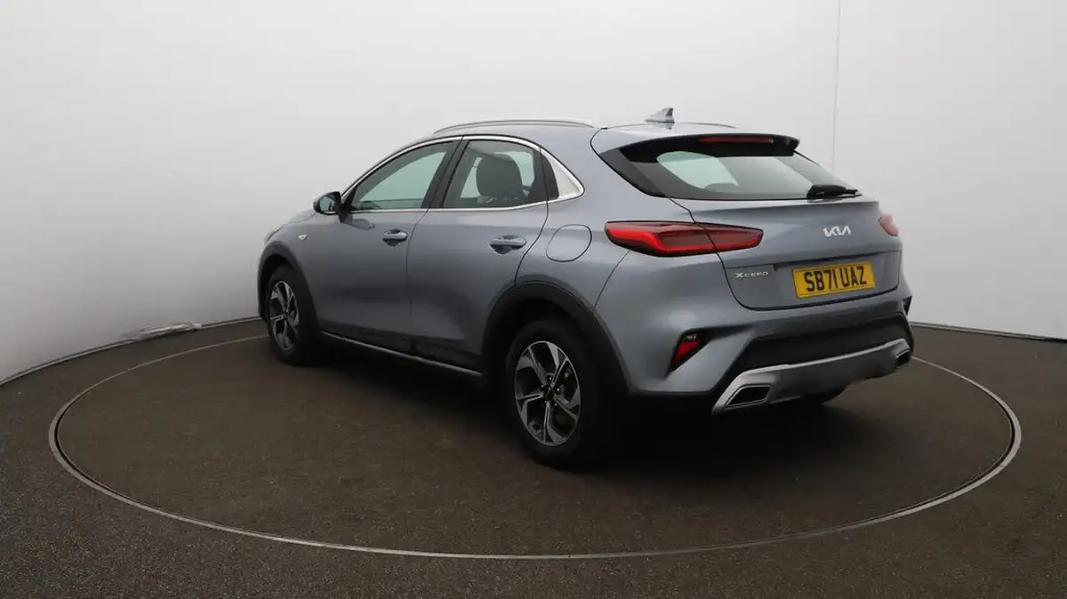 2022-kia-xceed-10-t-gdi-2-big-62