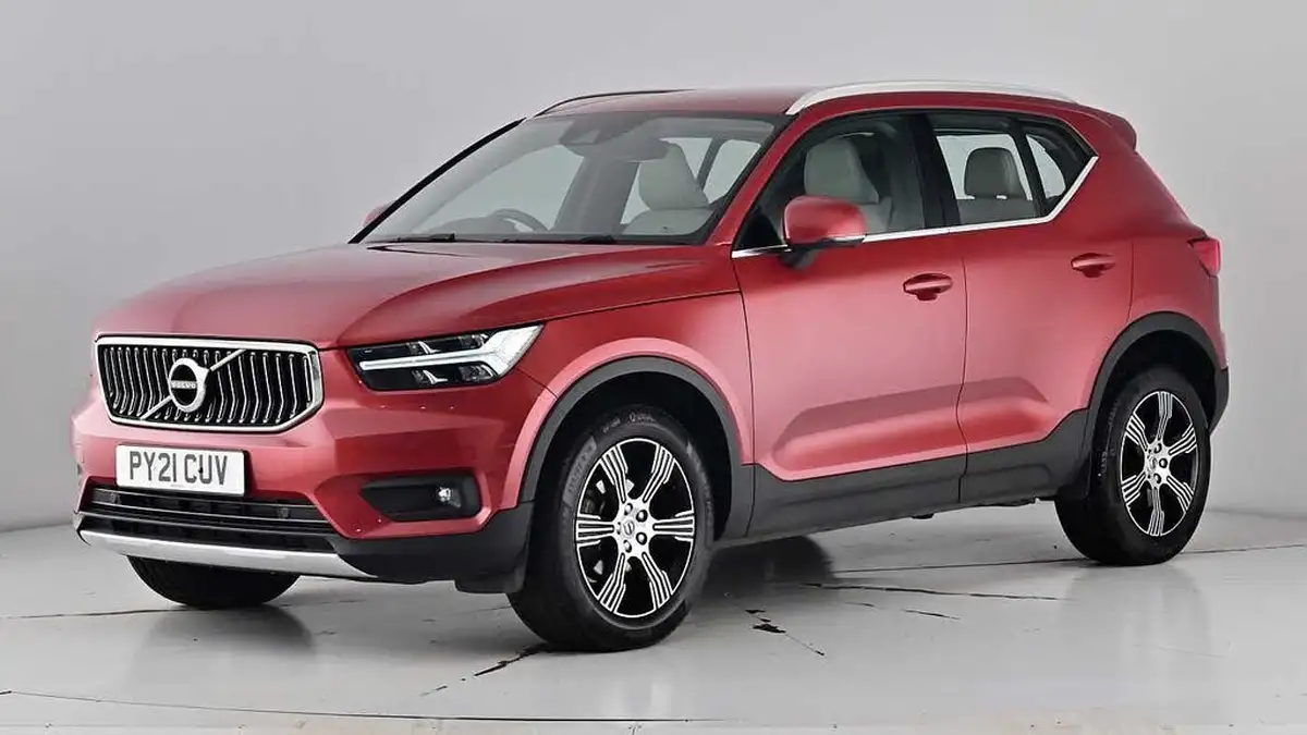 2021-volvo-xc40-15-t3-inscription-161bhp-auto-big-3