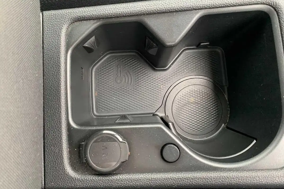 2021-volkswagen-golf-15-etsi-life-150ps-hatchback-big-26