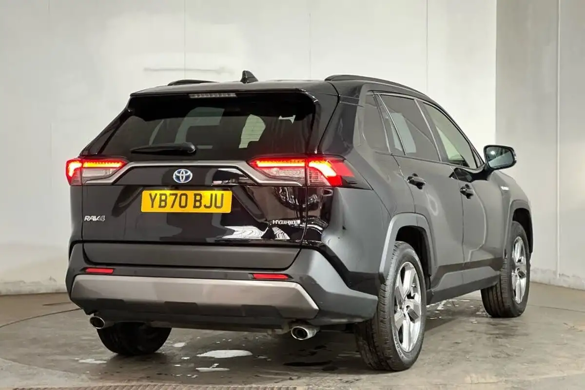 2021-toyota-rav4-25-vvt-i-design-215bhp-big-21