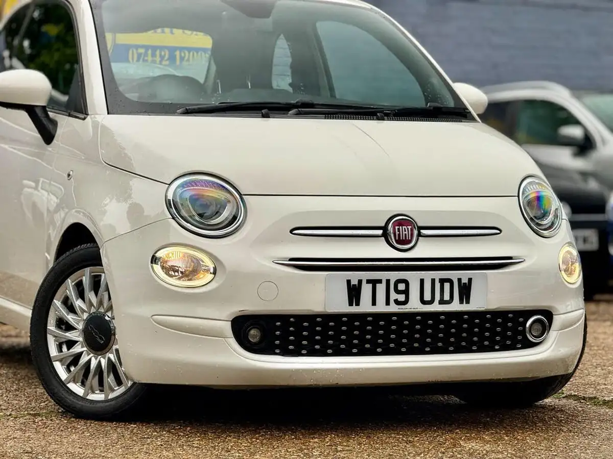 2019-fiat-500-12-lounge-big-7