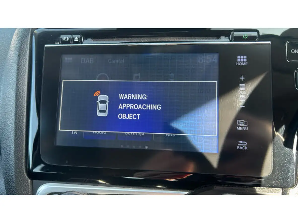 2018-honda-jazz-13-i-vtec-se-navi-big-35
