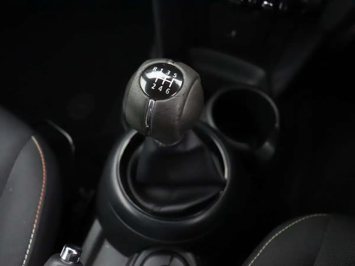 2018-mini-cooper-15-cooper-series-ii-ss-convertible-2d-big-29
