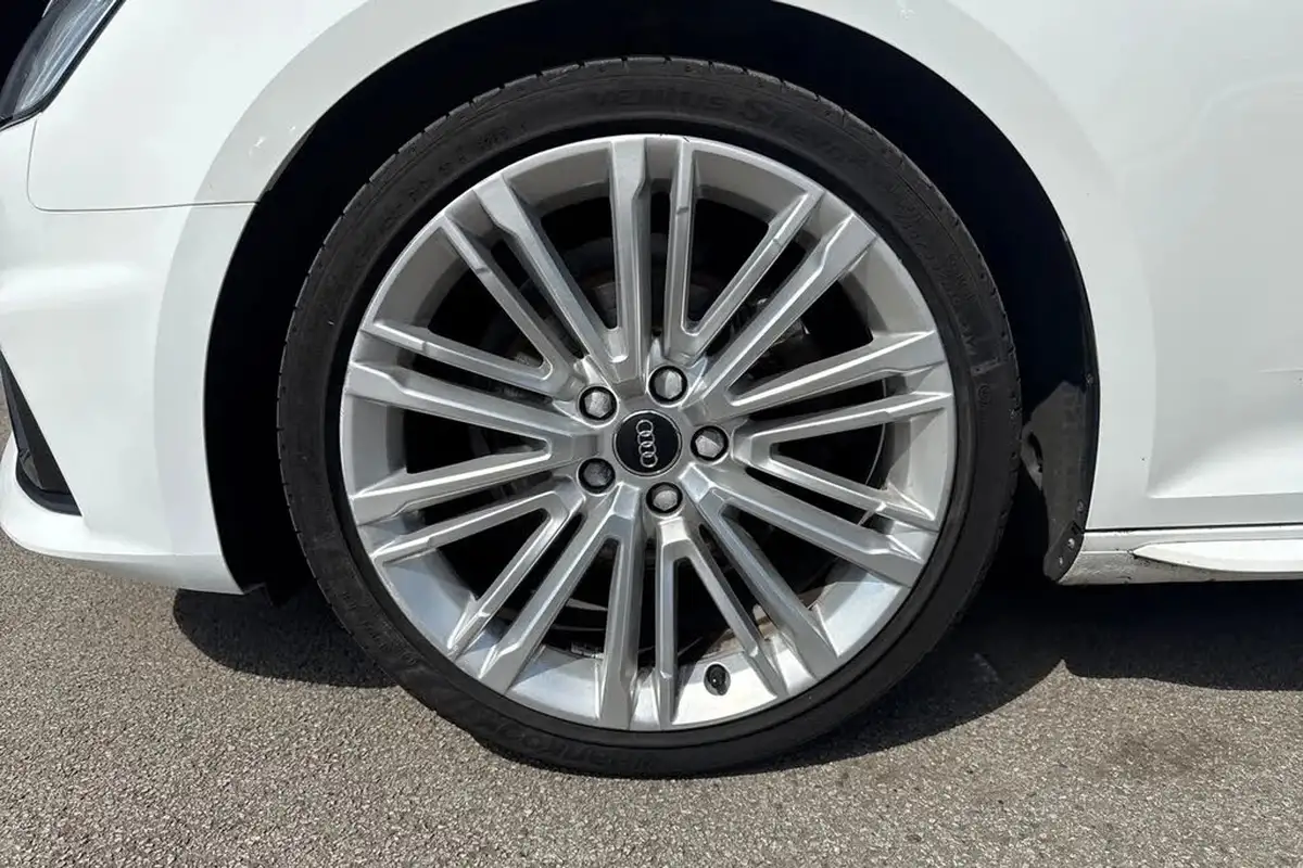 2019-audi-a4-avant-20-35-tfsi-s-line-big-11