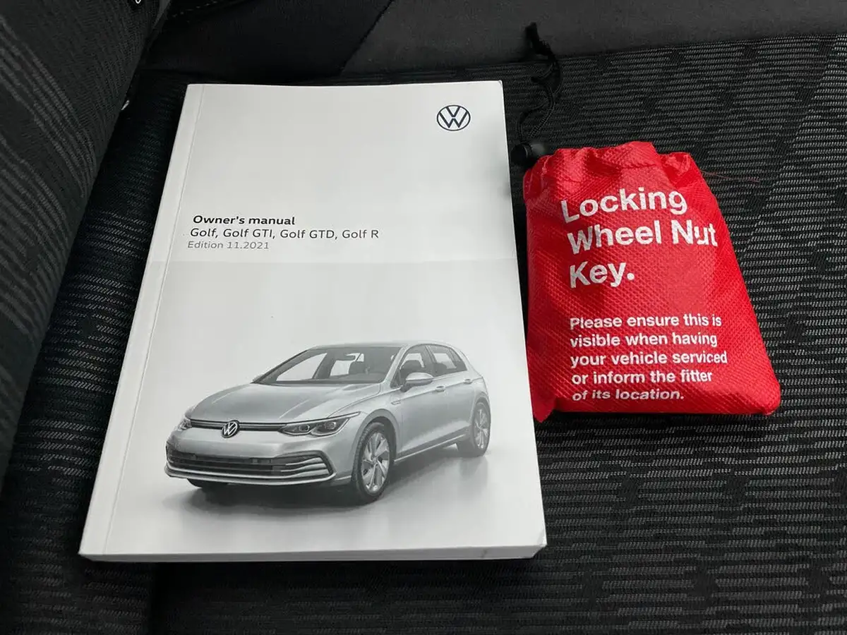 2022-volkswagen-golf-15-tsi-r-line-150ps-hatchback-big-45