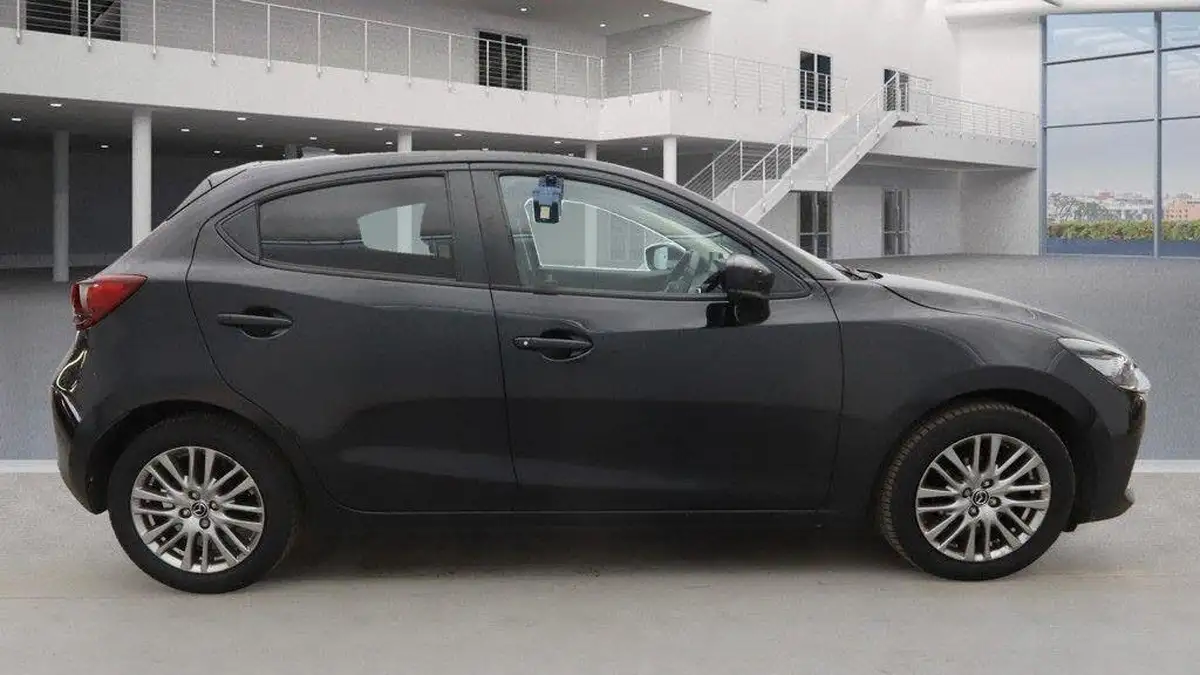 2023-mazda-mazda2-15-skyactiv-g-gt-sport-big-10