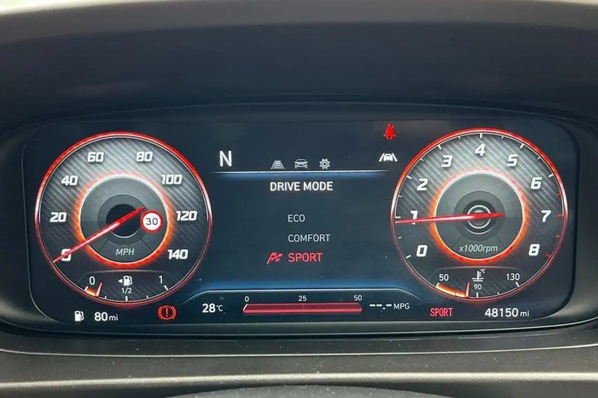 2021-hyundai-i20-10-t-gdi-se-connect-eclutch-imt-big-28