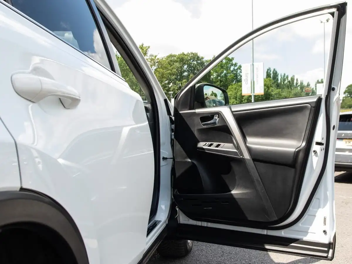2016-toyota-rav4-25-vvt-i-excel-tss-navi-cvt-big-13