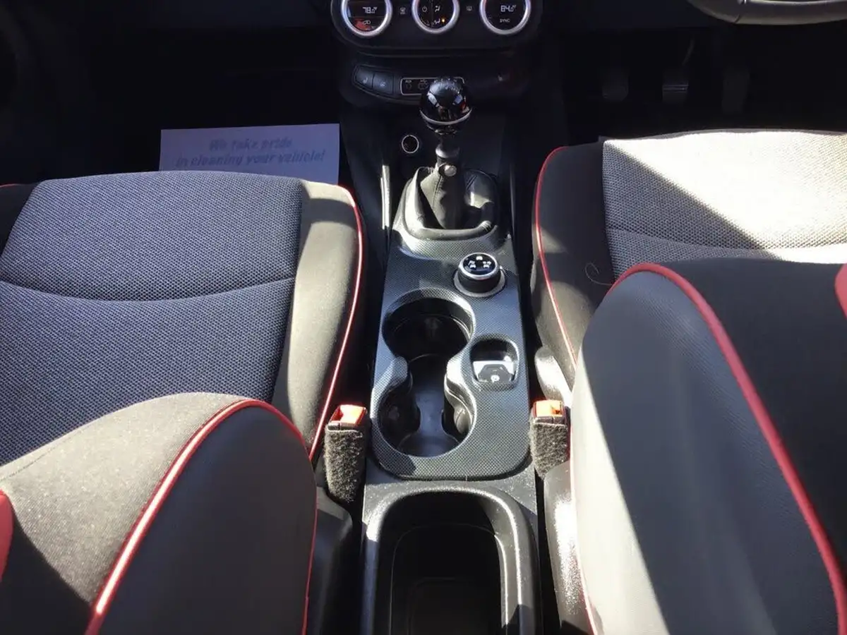 2015-fiat-500x-14-pop-star-opening-edition-big-21