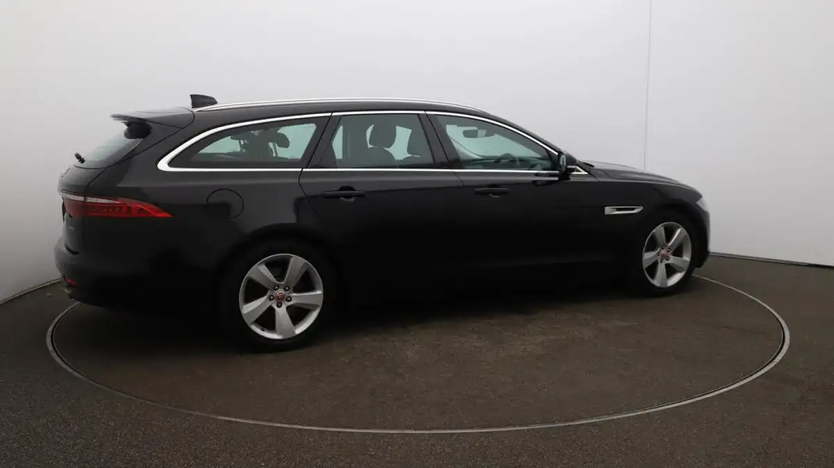 2018-jaguar-xf-20i-portfolio-249ps-sportbrake-5d-1997cc-big-40
