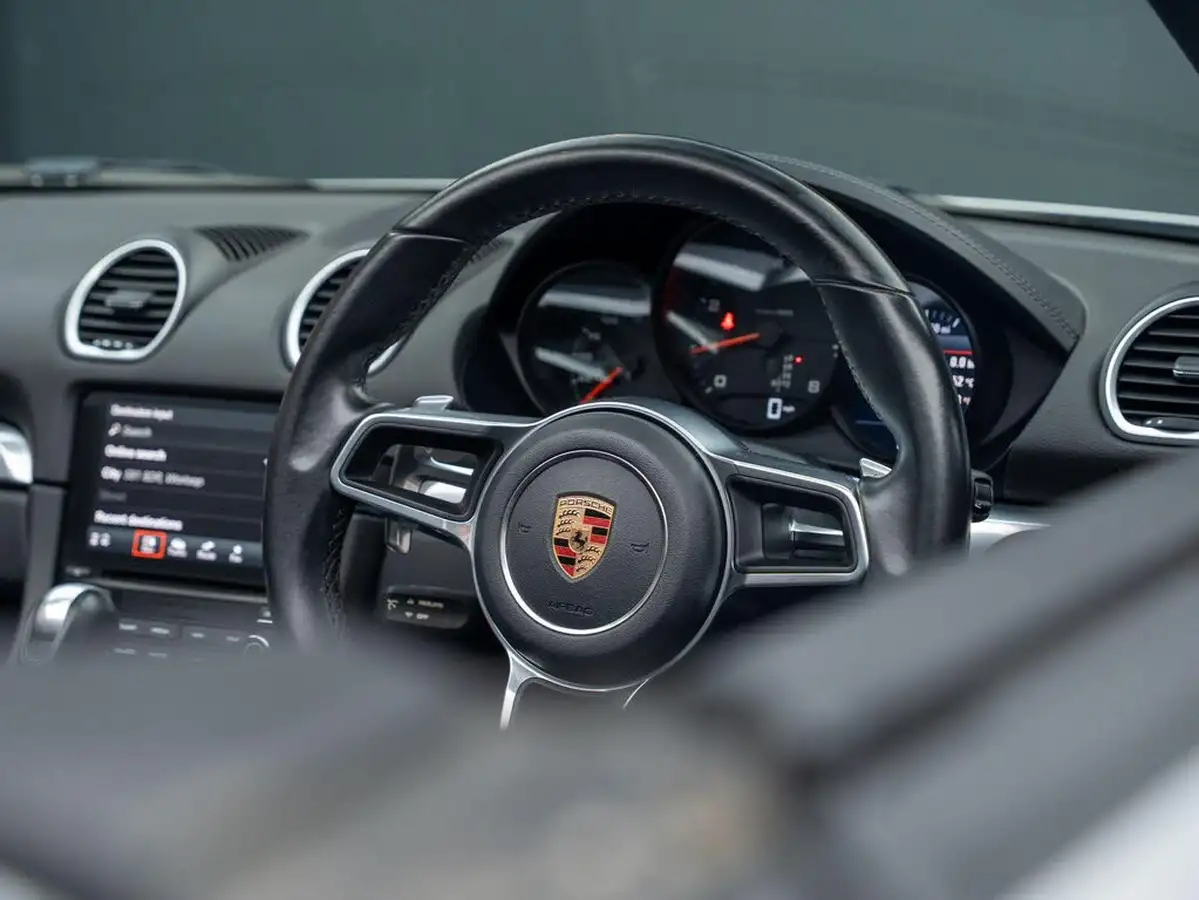 2017-porsche-boxster-718-20-boxster-pdk-big-34