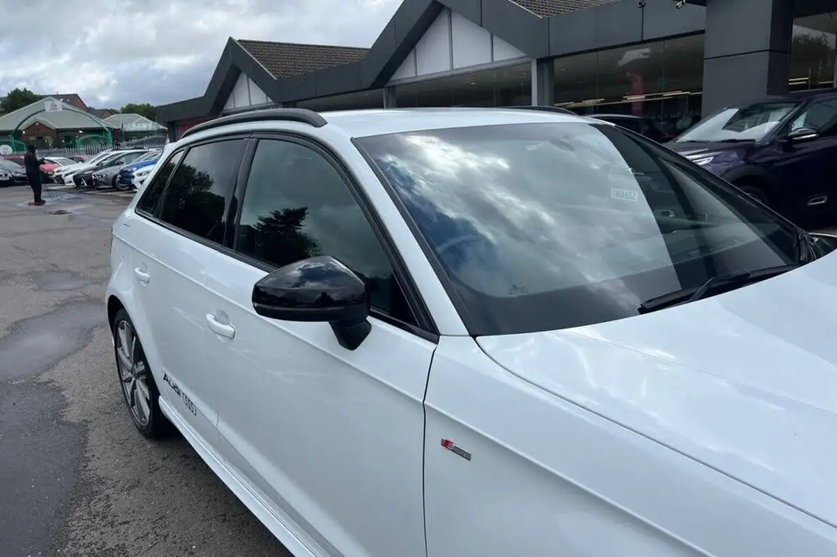 2019-audi-a3-15-35-tfsi-black-edition-sportback-5d-s-tronic-big-18