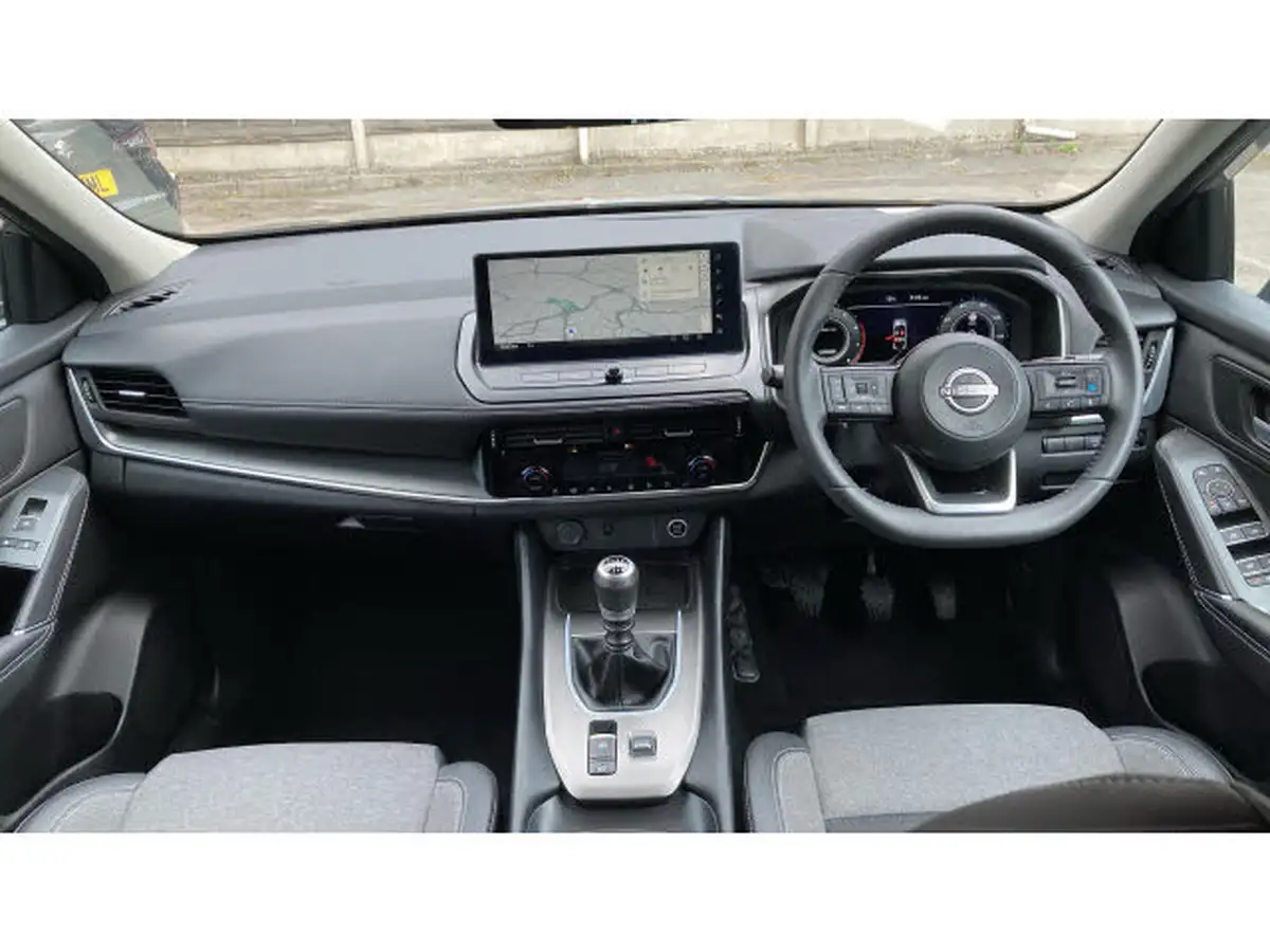 2024-nissan-qashqai-13-dig-t-n-connecta-140ps-mild-hybrid-big-9