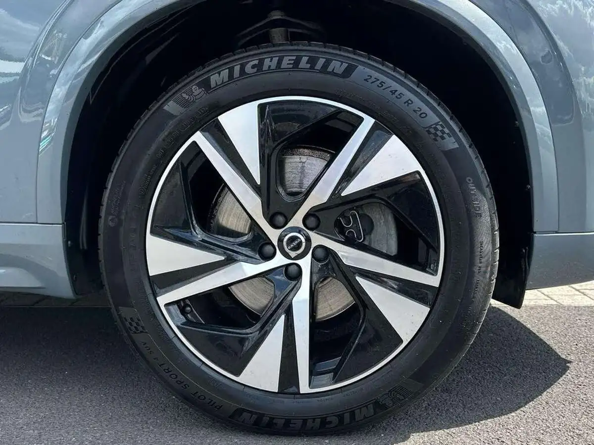 2022-volvo-xc90-20td-b5-r-design-big-8