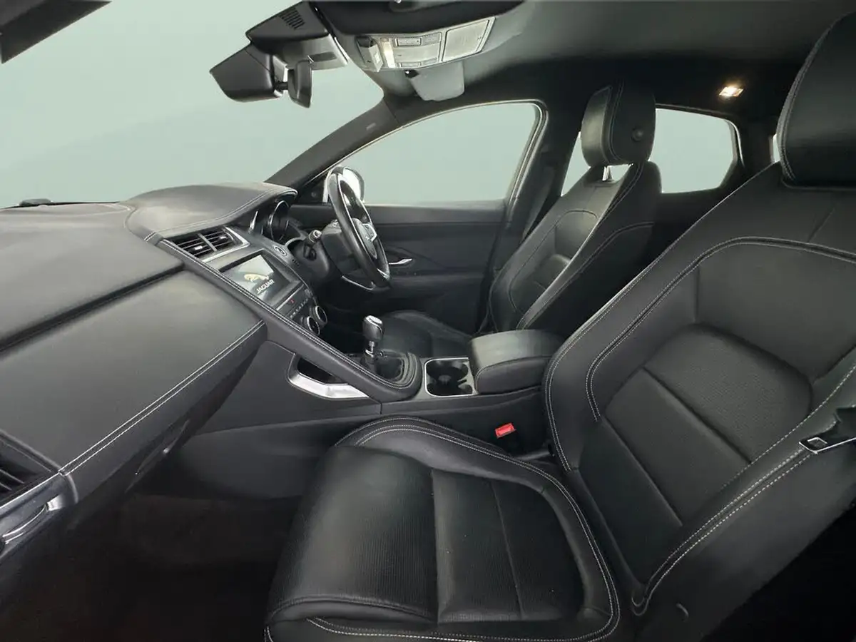 2020-jaguar-e-pace-20-i4d-r-dynamic-s-150ps-awd-big-3