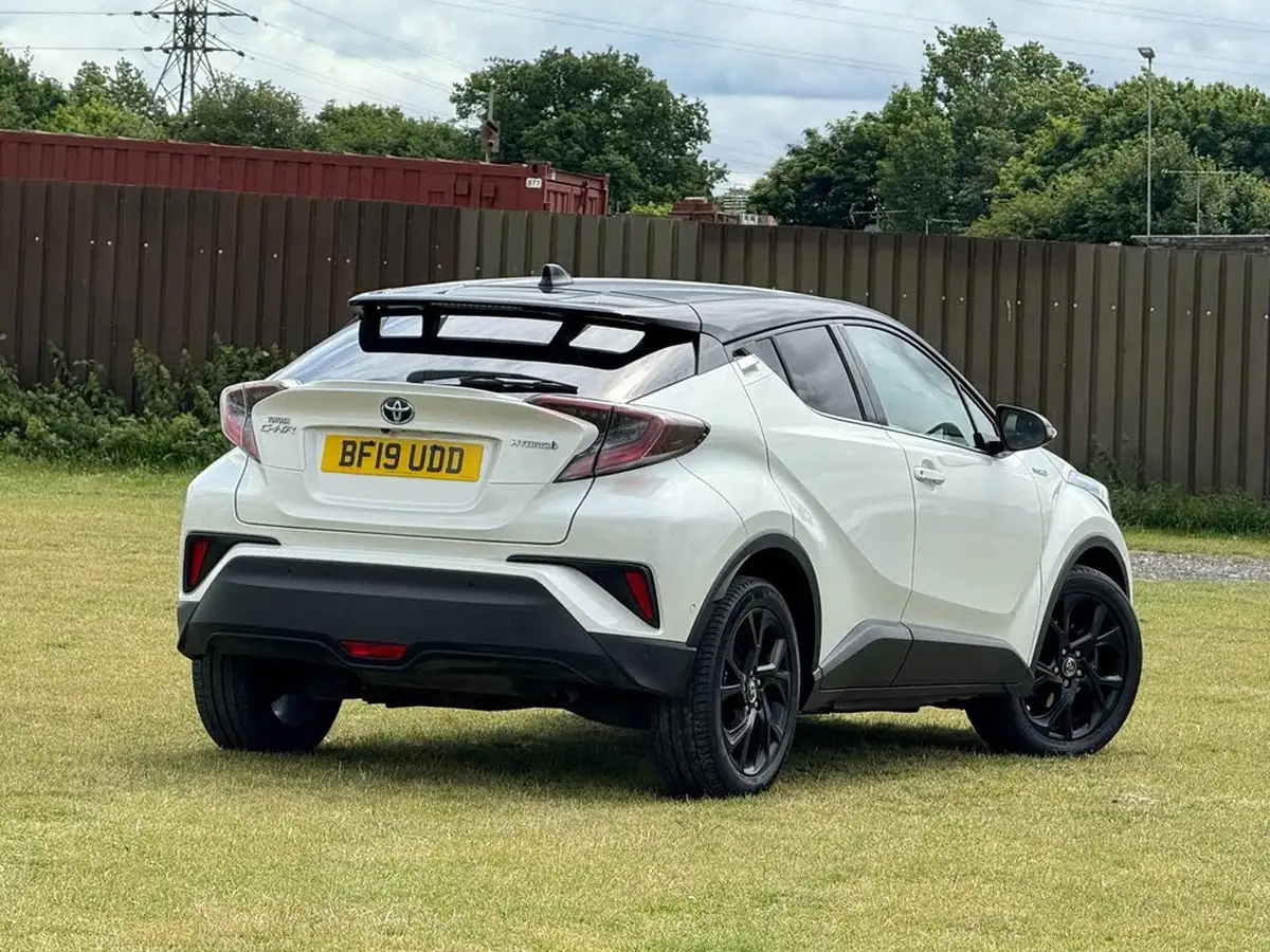 2019-toyota-c-hr-18-vvt-i-dynamic-big-1