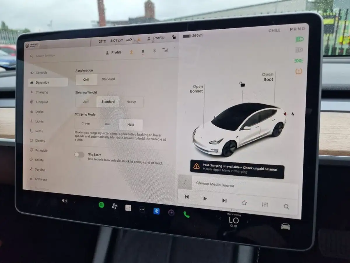 2021-tesla-model-3-e-long-range-awd-big-36