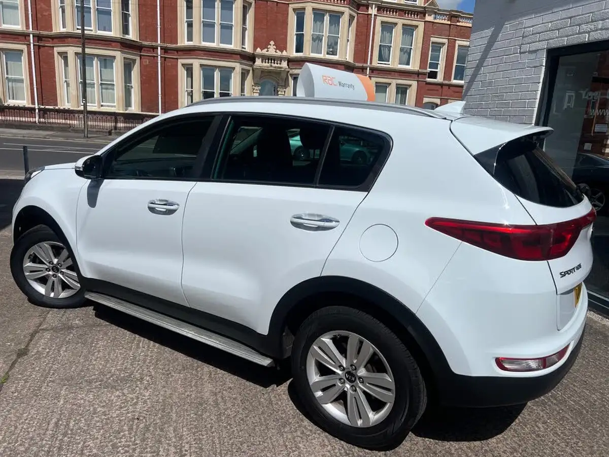 2016-kia-sportage-16-gdi-2-130bhp-big-1
