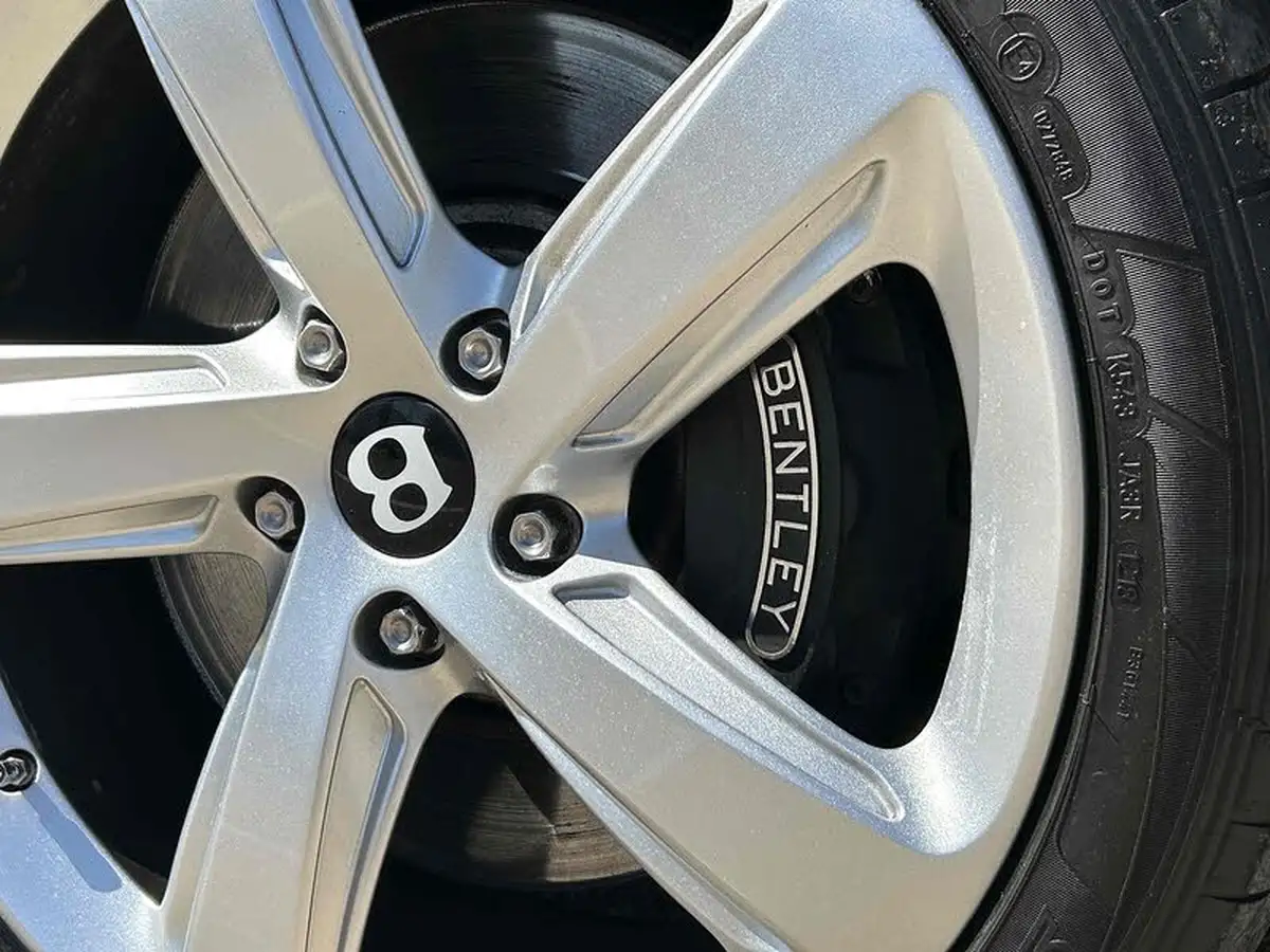 2016-bentley-mulsanne-675-speed-big-41