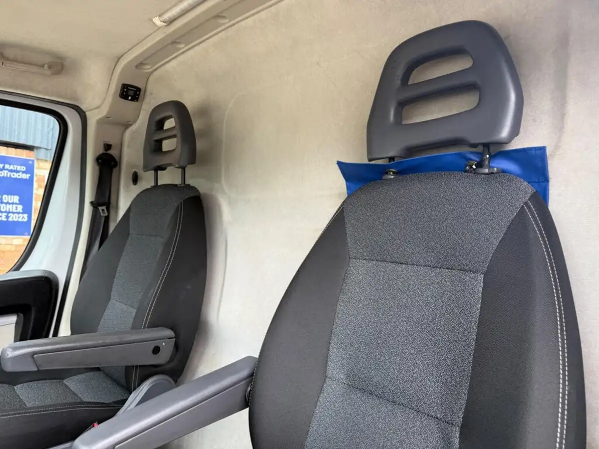 2017-fiat-ducato-20td-35-lh2-panel-big-34