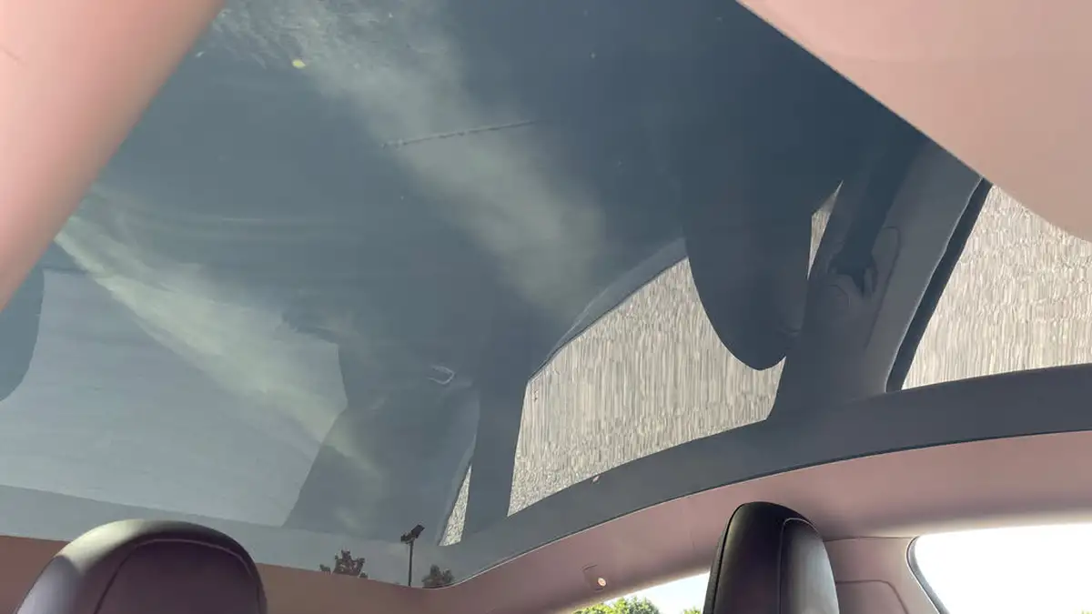 2023-tesla-model-y-e-rwd-big-22