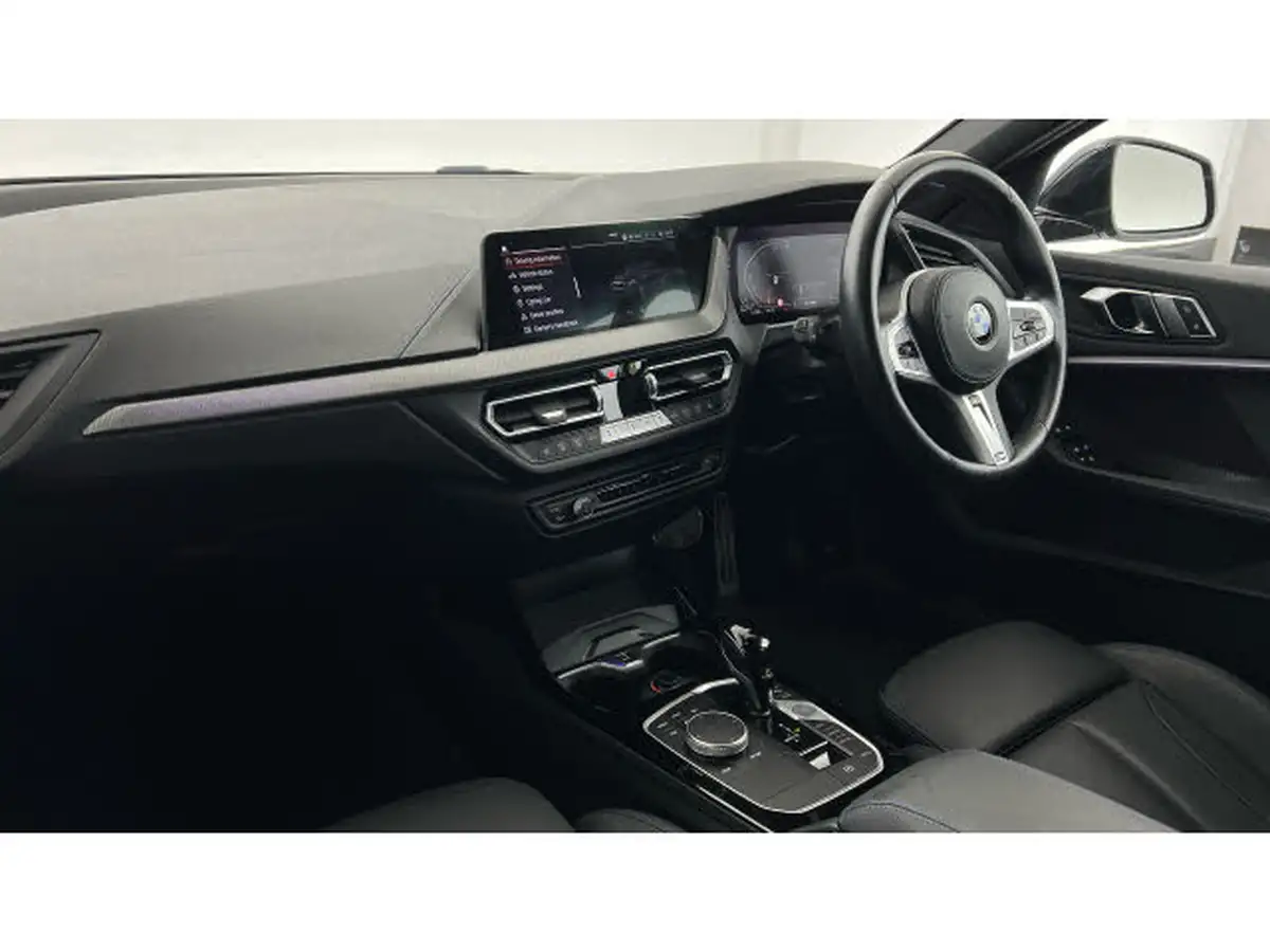 2022-bmw-1-series-20td-120d-m-sport-lcp-big-6