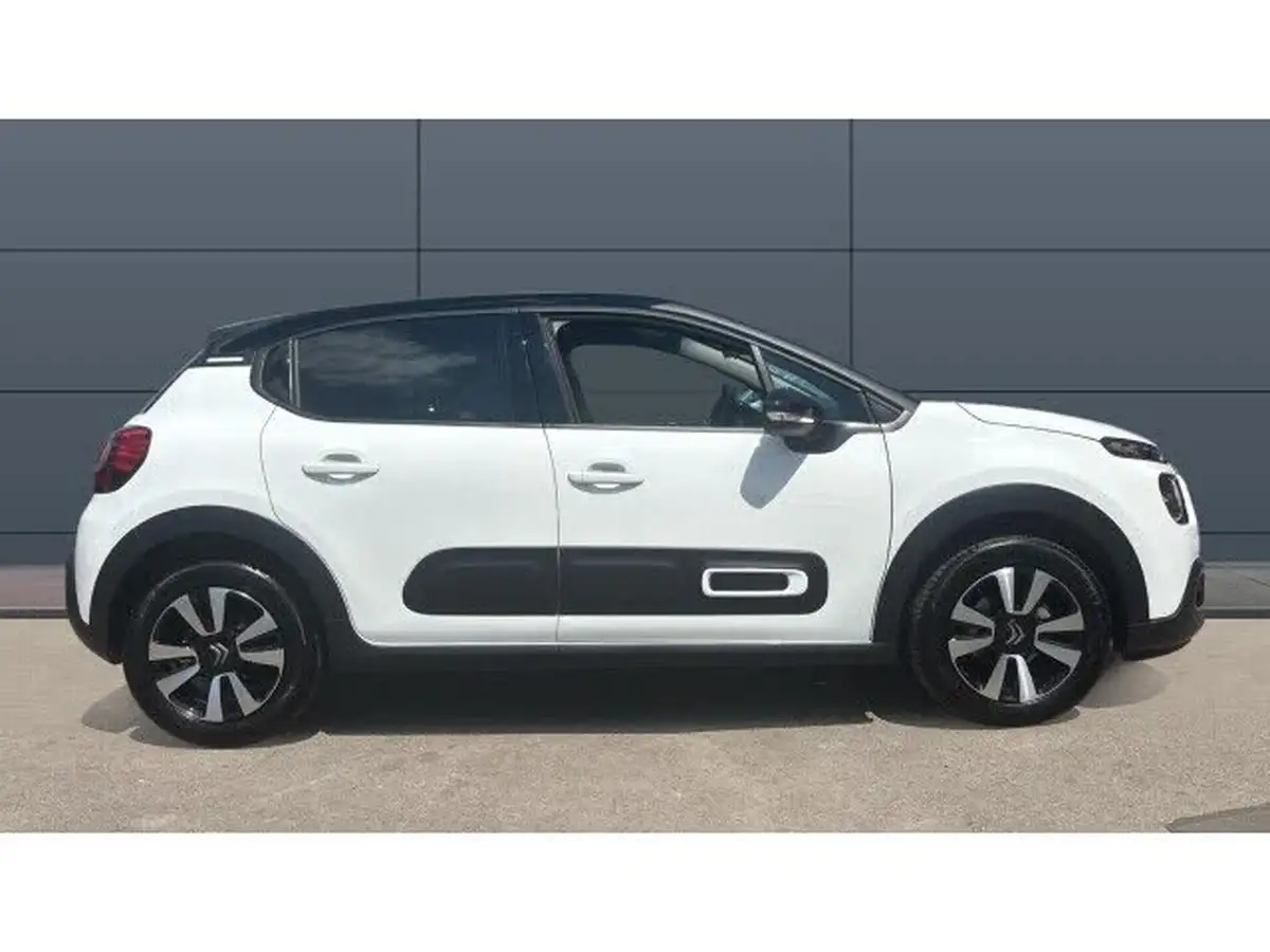 2024-citroen-c3-12-puretech-plus-110ps-eat6-big-4