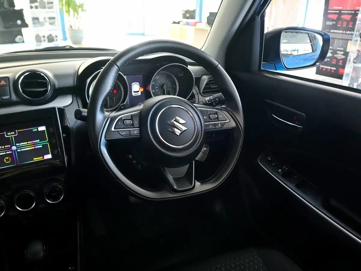 2022-suzuki-swift-12-dualjet-sz5-cvt-big-18