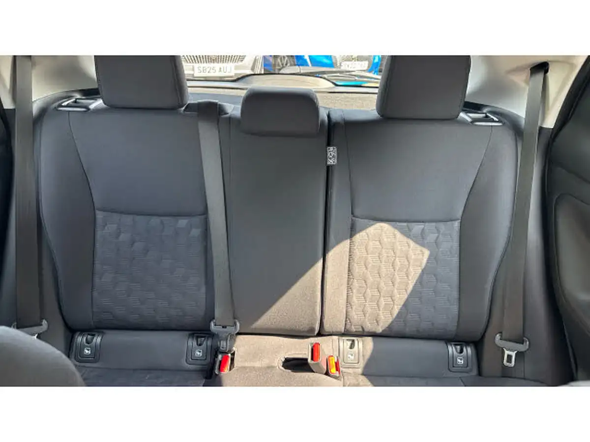 2025-toyota-yaris-15-vvt-i-icon-big-14