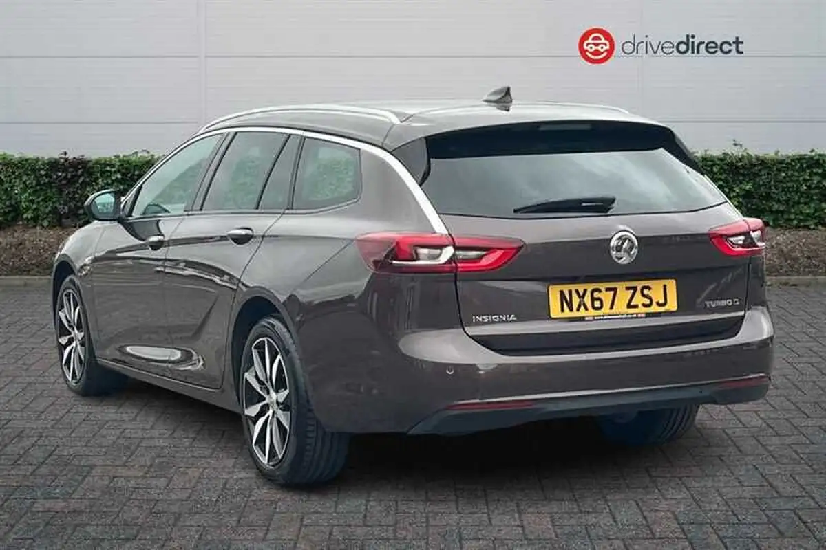 2017-vauxhall-insignia-sports-tourer-20td-elite-nav-ss-big-4