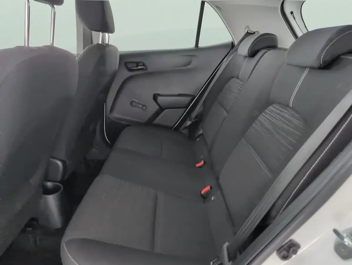 2022-kia-picanto-10-1-big-26