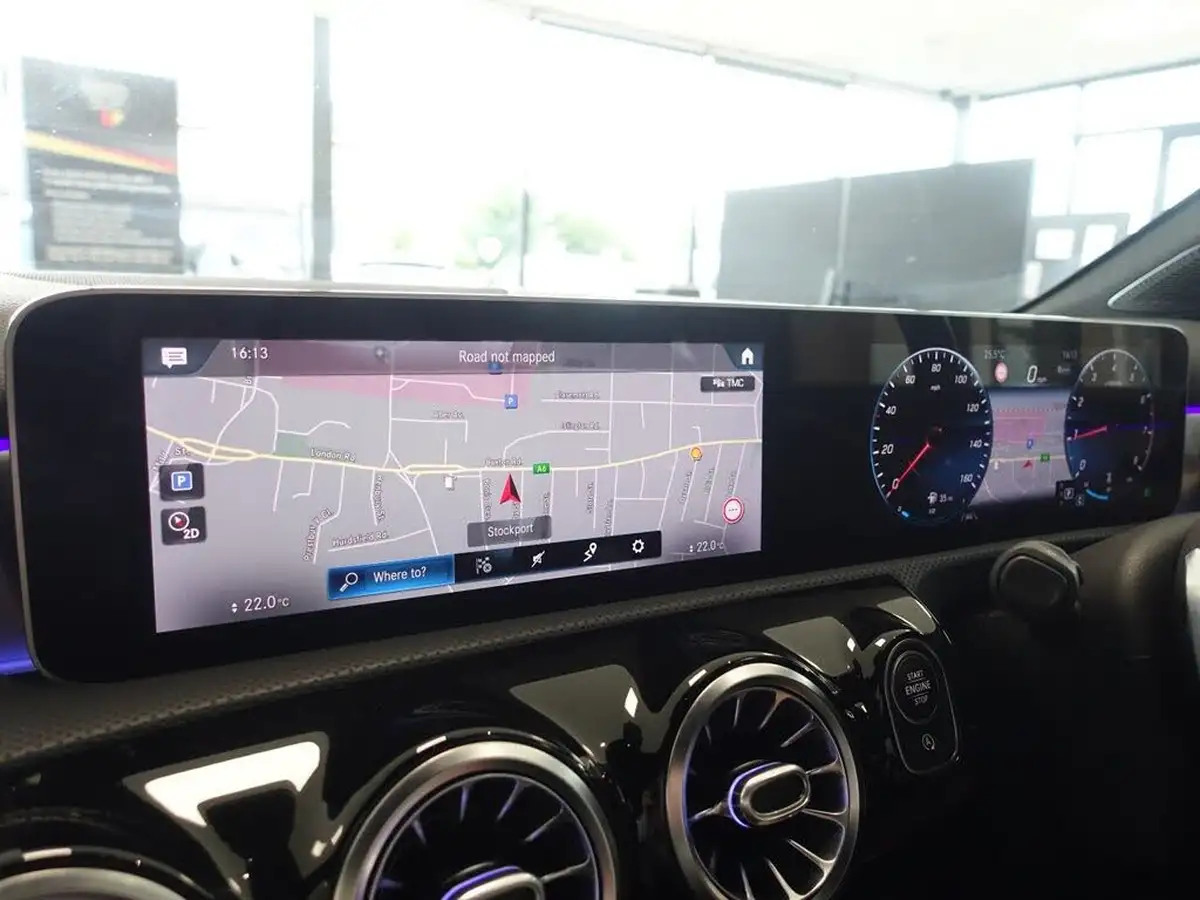 2019-mercedes-benz-a-class-20-a220-amg-line-premium-hatchback-5d-big-2