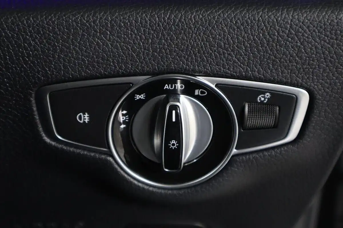 2018-mercedes-benz-cls-class-30-d-cls350d-amg-line-premium-plusss-big-24