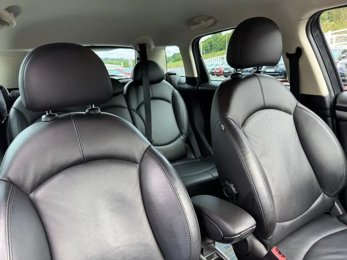 2016-mini-countryman-16-cooper-s-park-lane-edition-all4-big-40