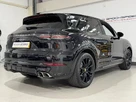 2022-porsche-cayenne-40-v8-turbo-station-wagon-small-6