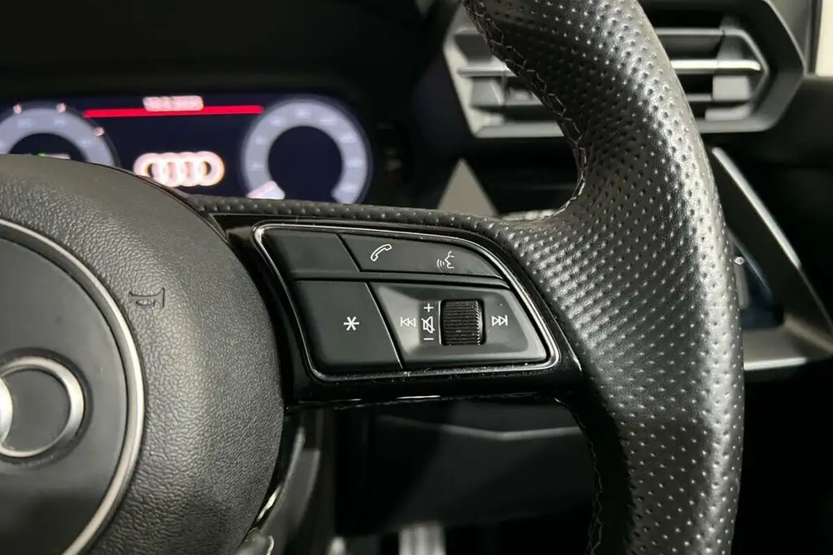 2022-audi-a3-14-40-tfsi-e-s-line-big-24
