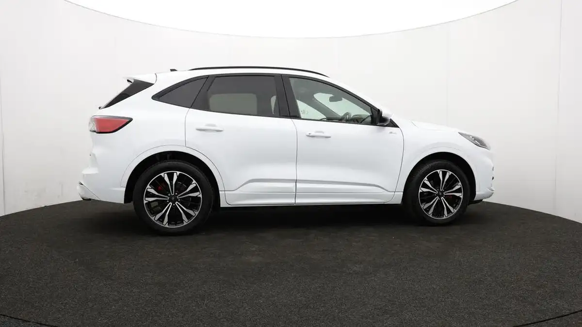 2022-ford-kuga-25t-st-line-x-edition-225ps-phev-big-23