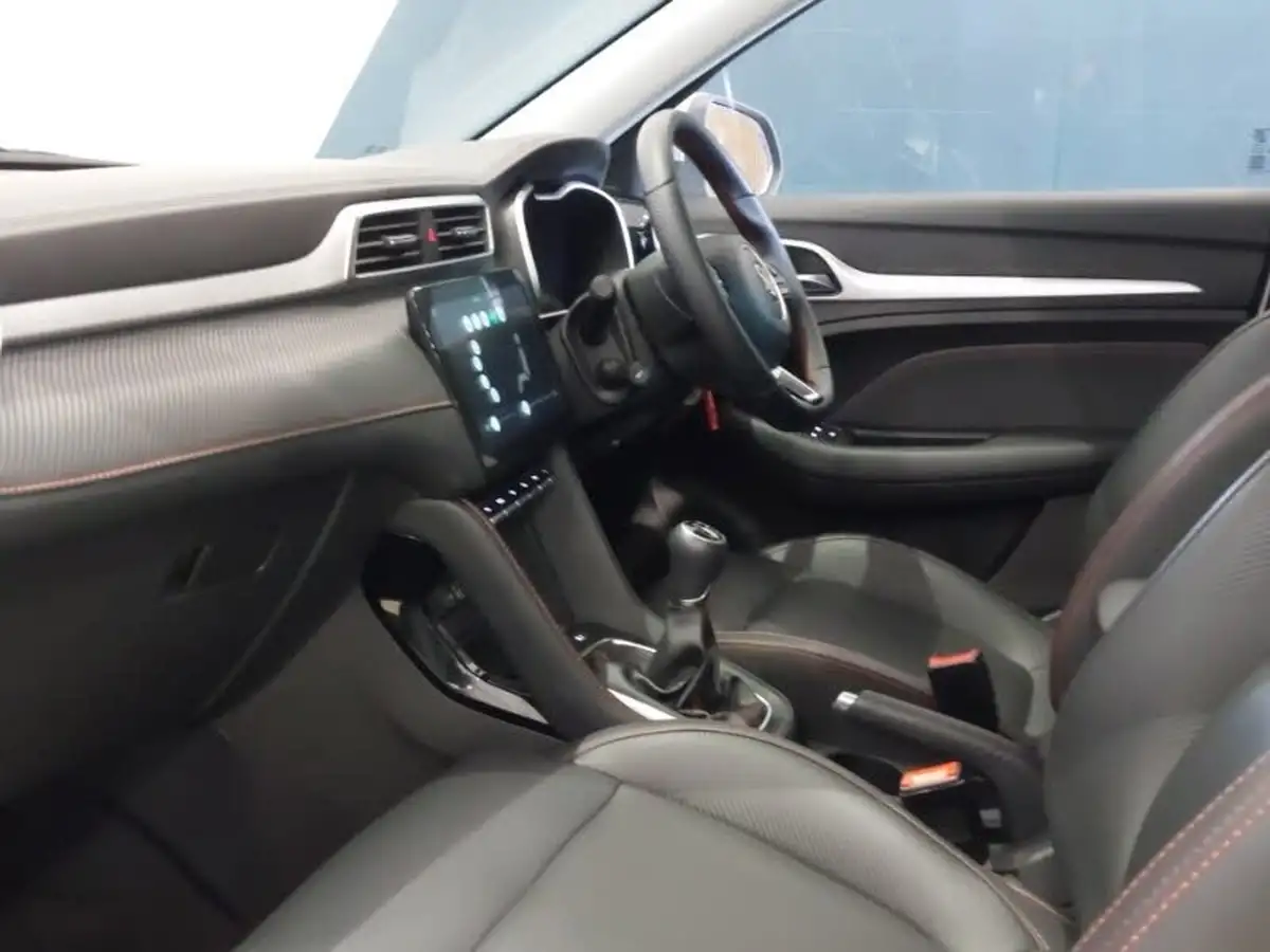 2024-mg-zs-suv-15-vti-tech-exclusive-big-4