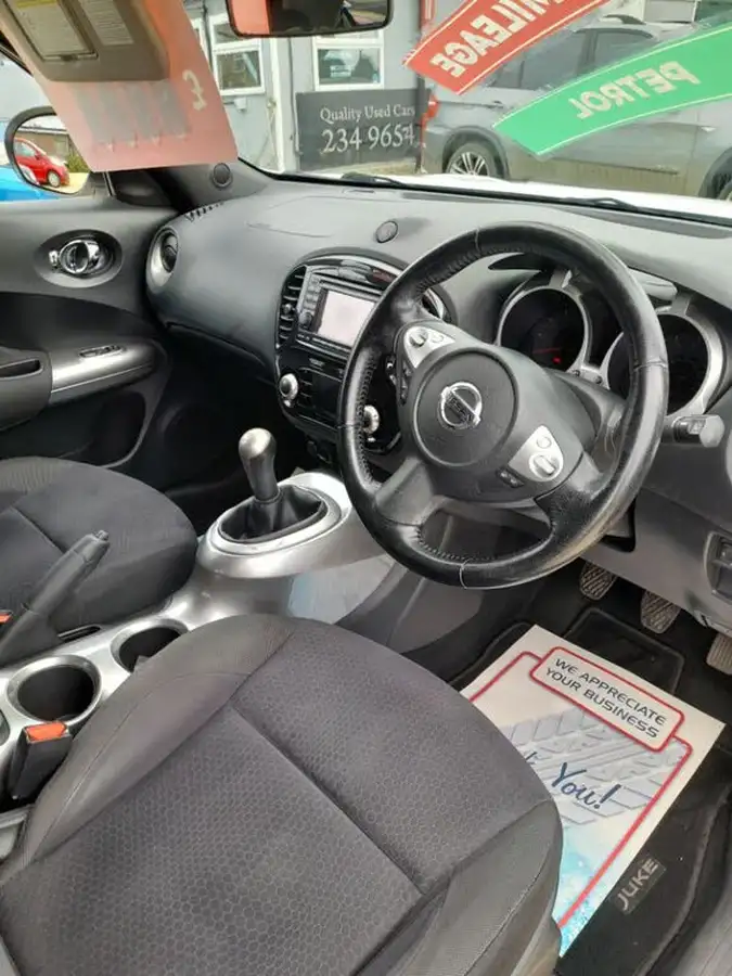 2011-nissan-juke-16-acenta-premium-16v-1598cc-big-8