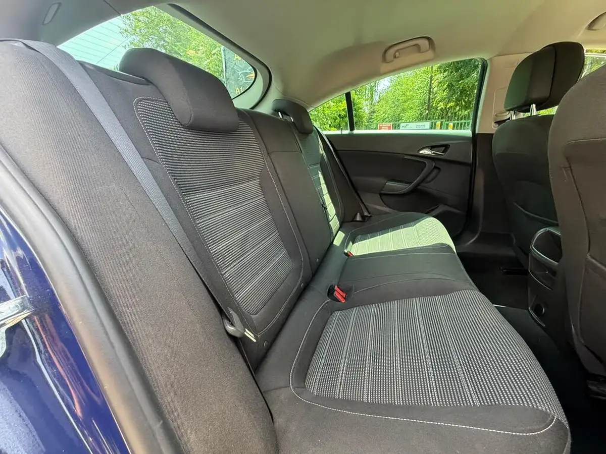 2016-vauxhall-insignia-16cdti-sri-ecoflex-ss-big-22