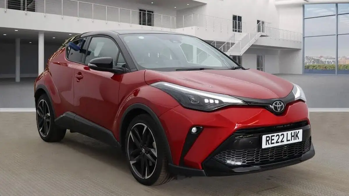 2022-toyota-c-hr-18-vvt-i-gr-sport-big-0