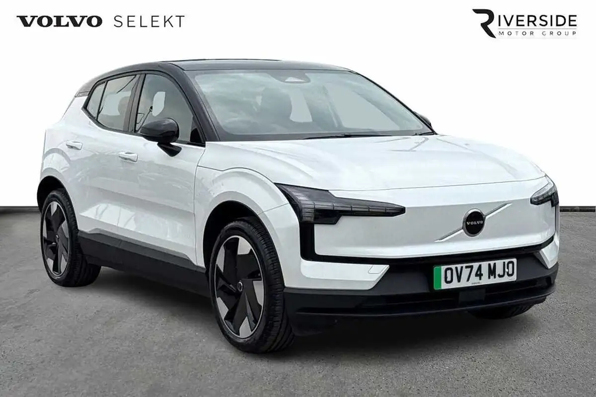 2024-volvo-ex30-e-single-motor-plus-extended-range-big-0