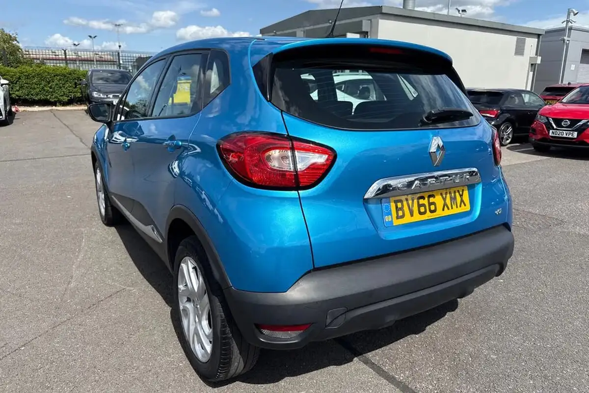 2016-renault-captur-15dci-dynamique-nav-90bhp-edc-auto-big-7